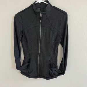 Lululemon Forme Jacket II Diamond Dot Black White